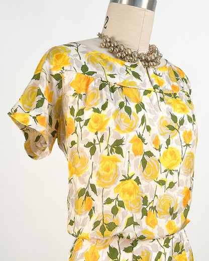 1950s Yellow Rose Wiggle Dress / Waist 28