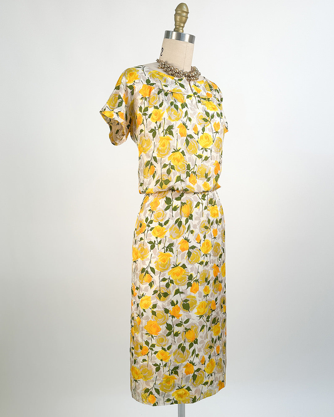 1950s Yellow Rose Wiggle Dress / Waist 28