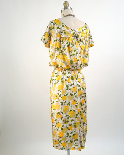 1950s Yellow Rose Wiggle Dress / Waist 28