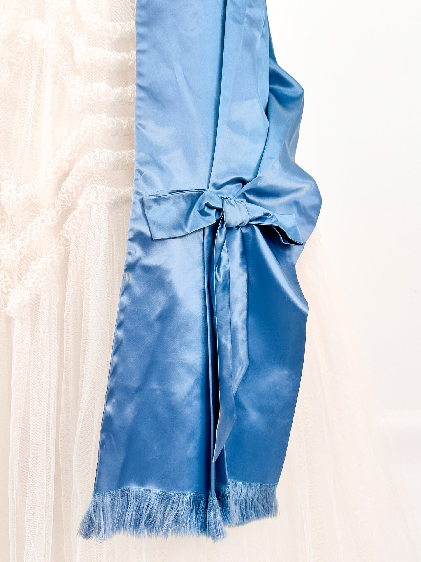 Rare 1950s Vogue Worthy Dreamy Blue Satin Evening Stole / OSFA