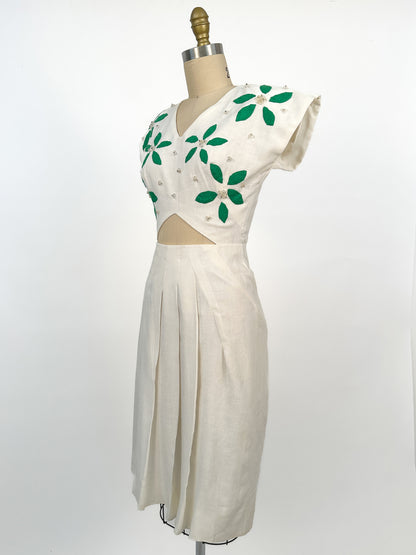 1970-80s Smart White Linen Sport Dress with Green Floral Appliqués / Waist 26
