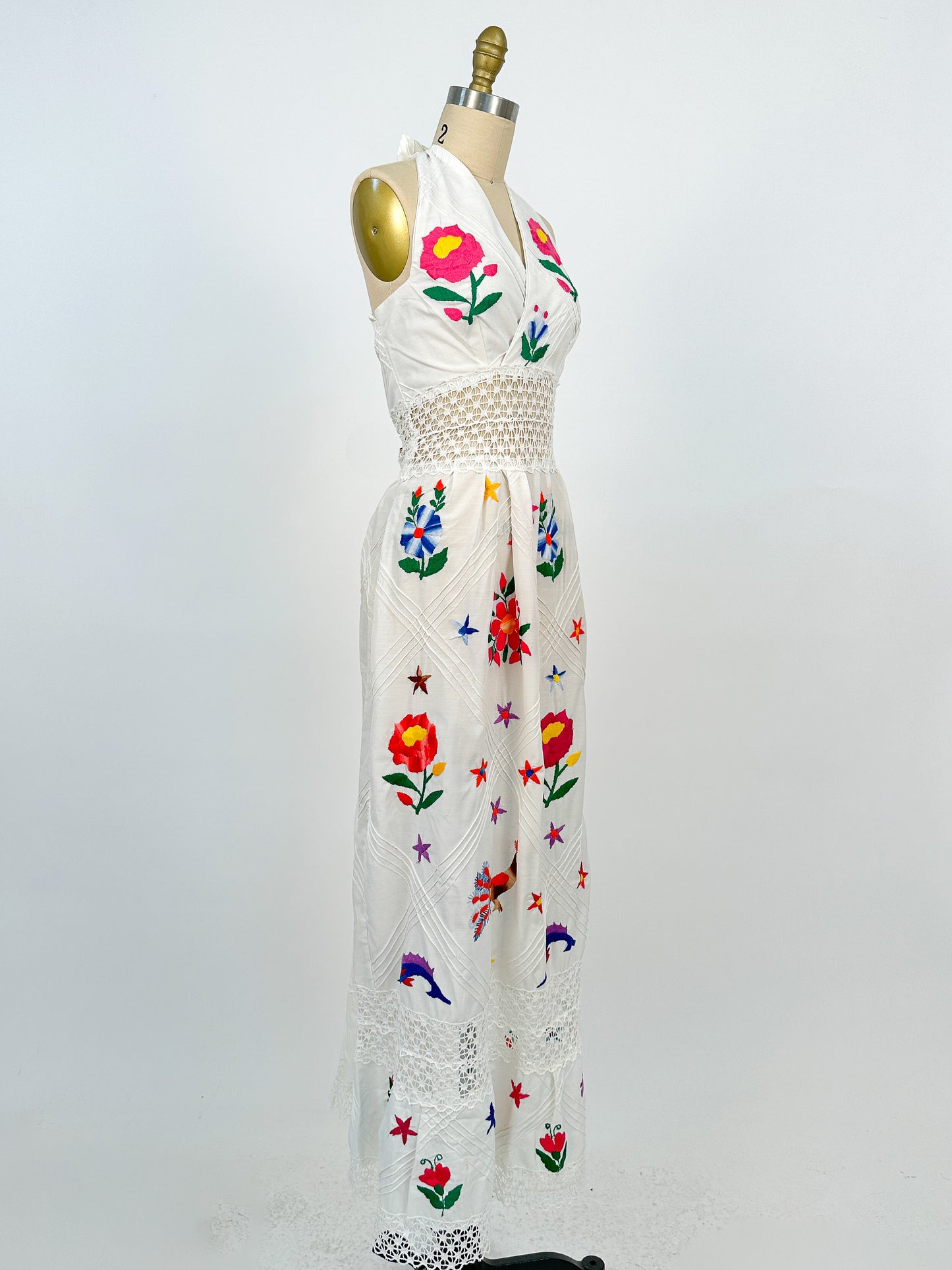 1970s Embroidered Cotton Mexican Halter Dress / Waist 30