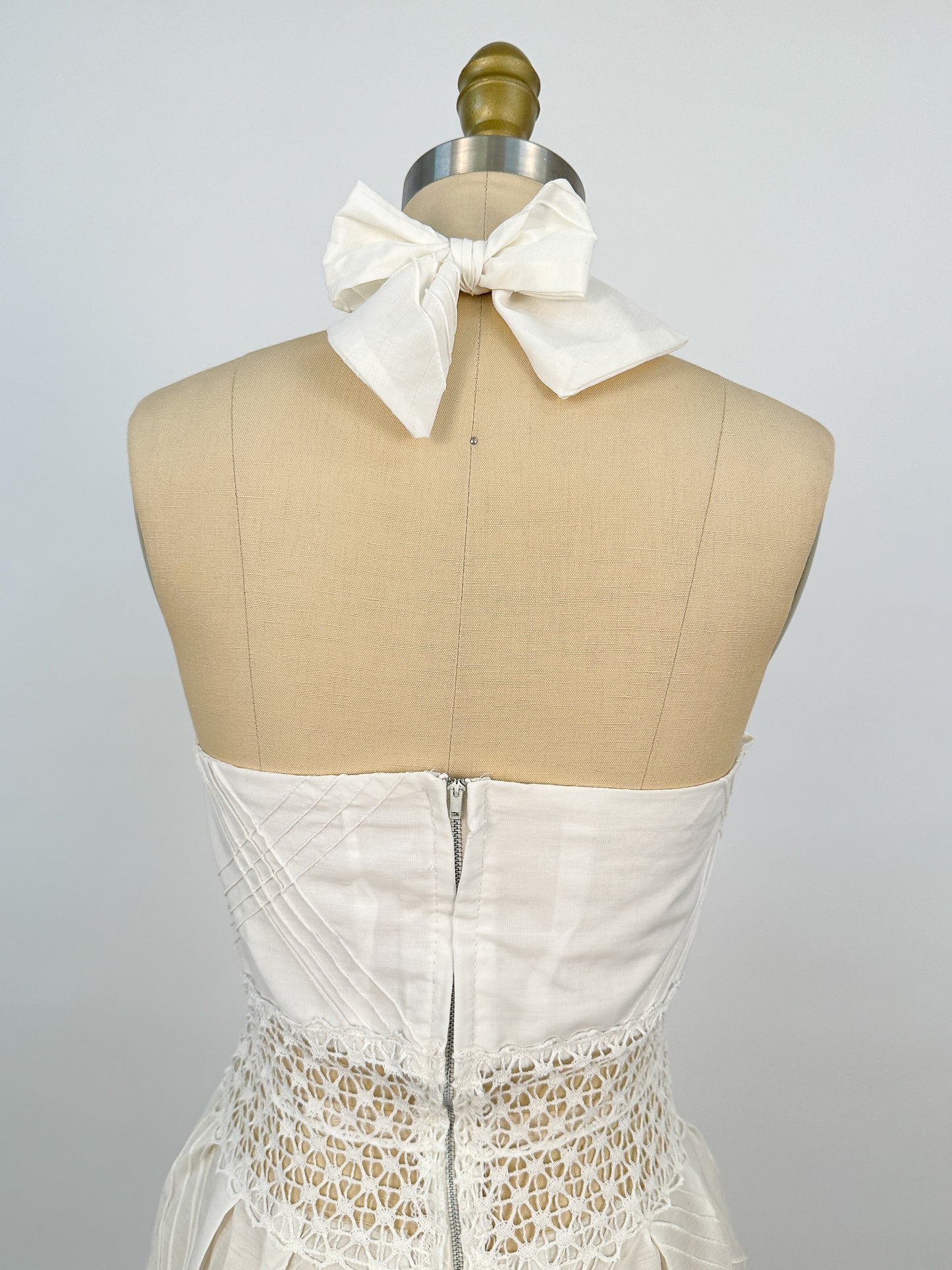 1970s Embroidered Cotton Mexican Halter Dress / Waist 30