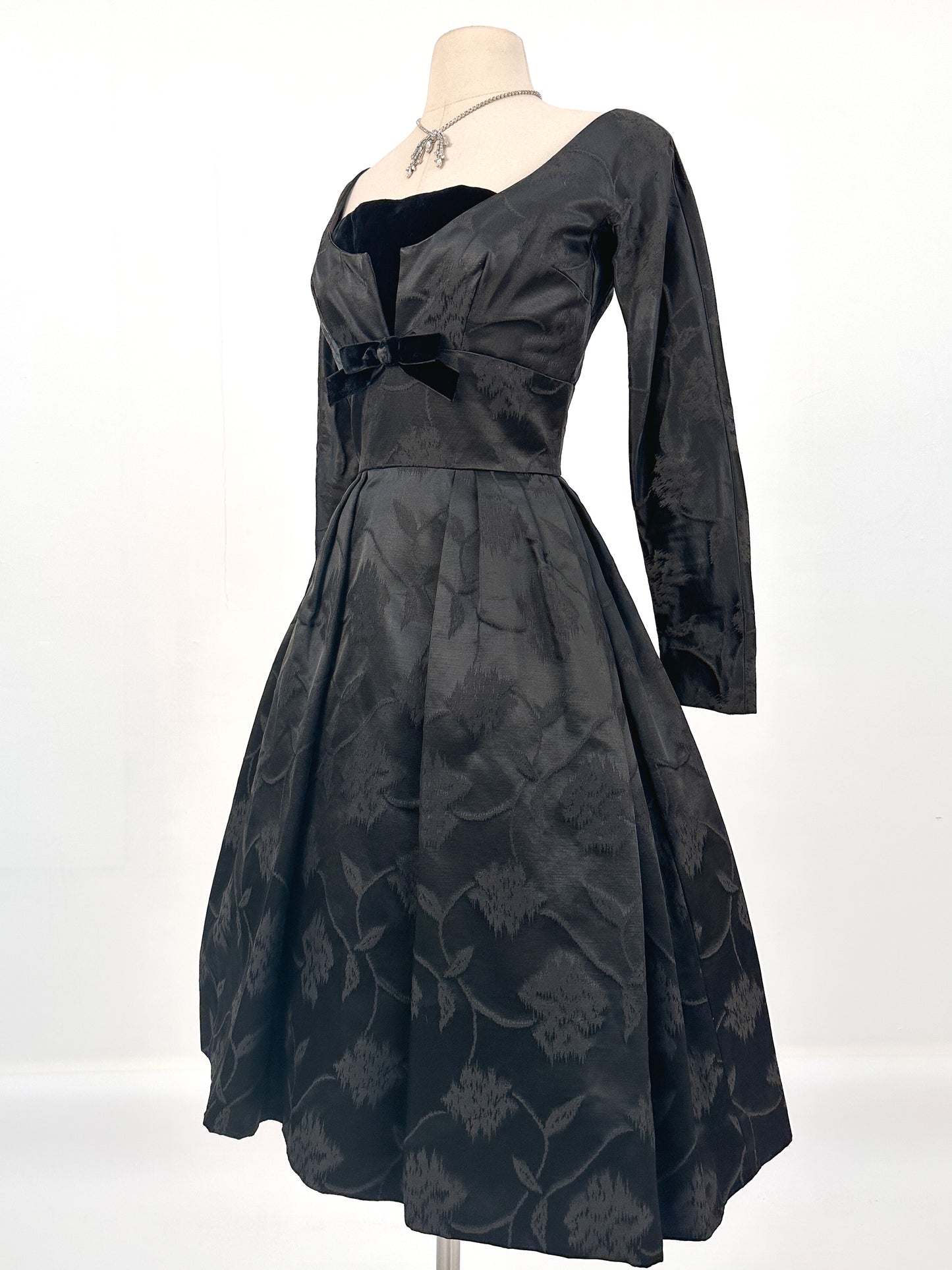 1950s Floral Brocade Dress with Velvet Bodice / Waist 26