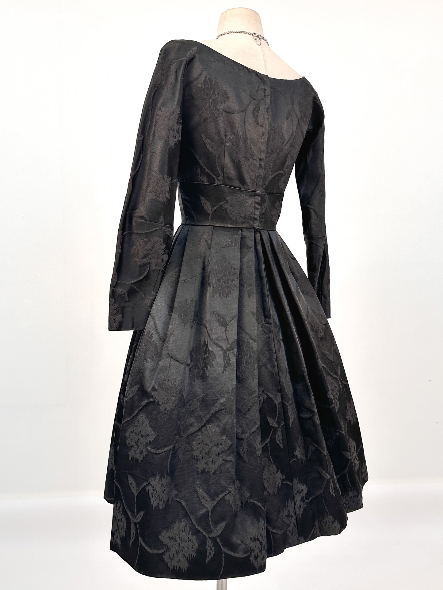 1950s Floral Brocade Dress with Velvet Bodice / Waist 26