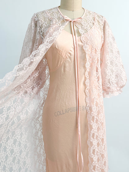 1960s Pink Lace Robe / OSFM