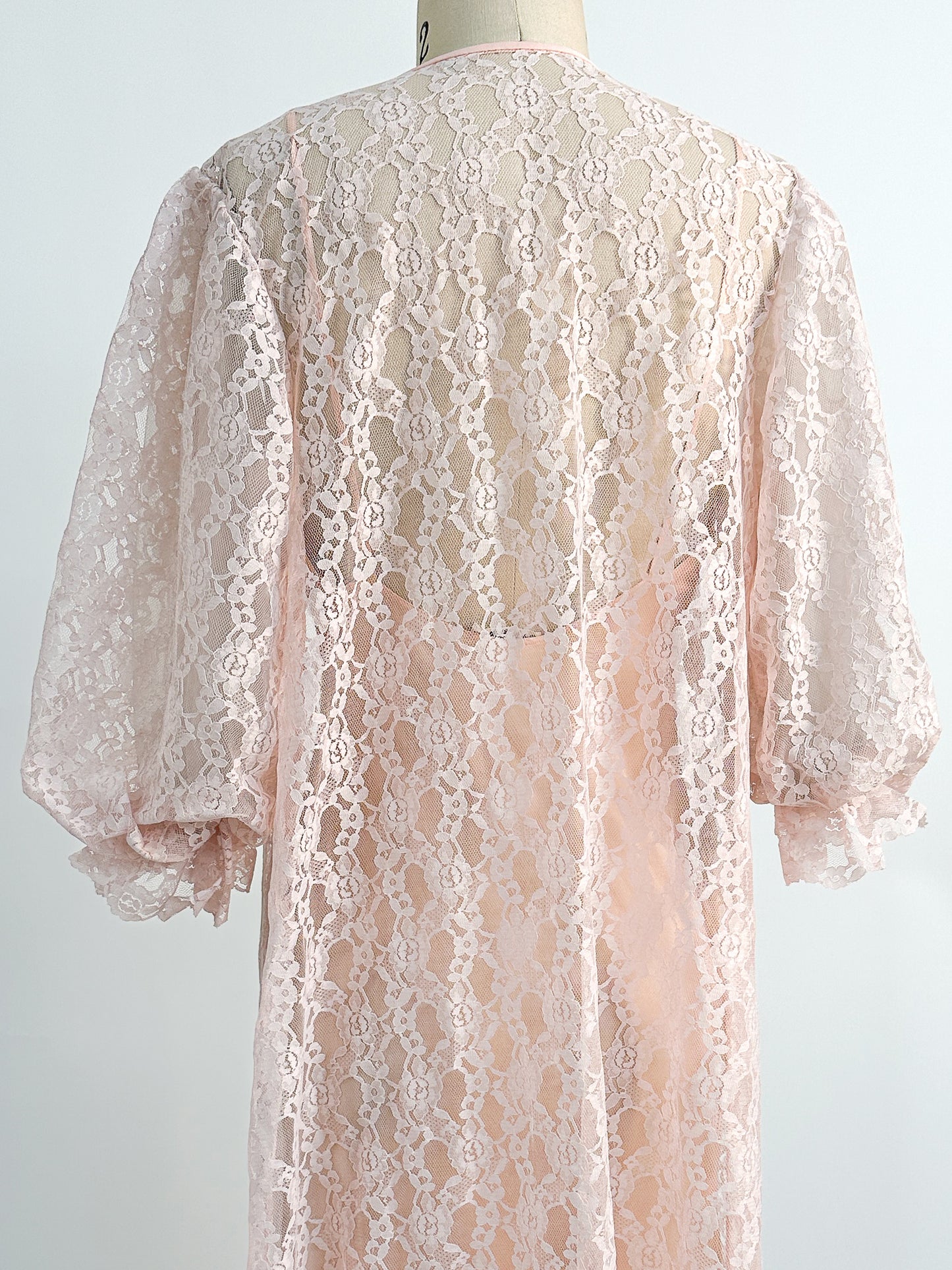 1960s Pink Lace Robe / OSFM
