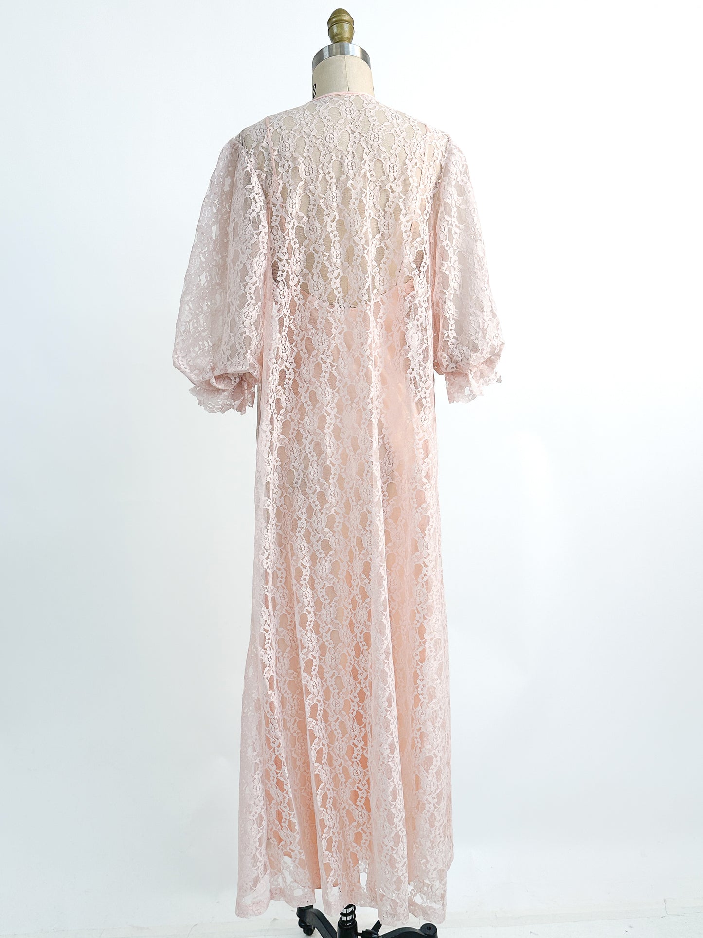 1960s Pink Lace Robe / OSFM