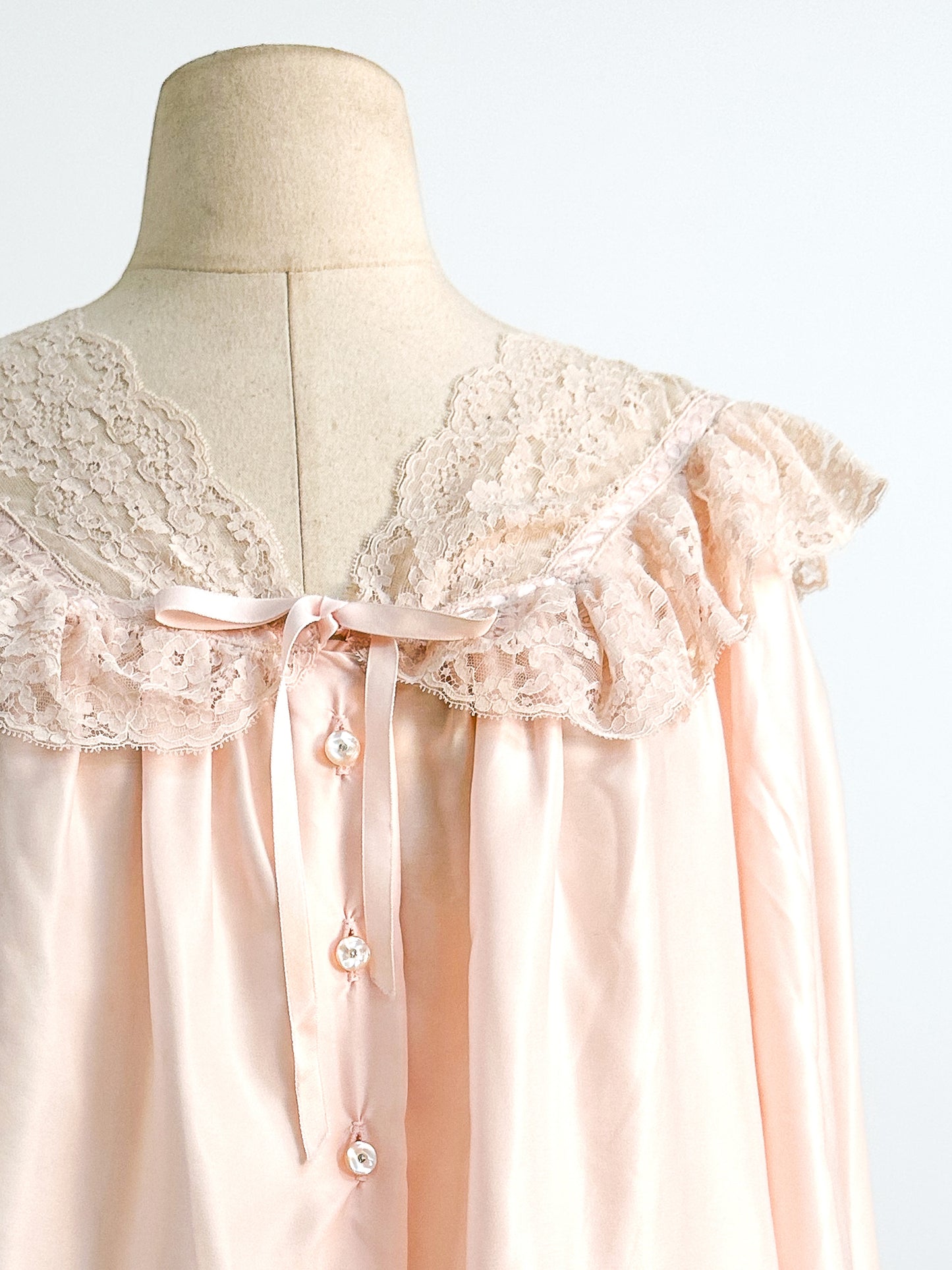 1950s Satin and Lace Bed Jacket / Large