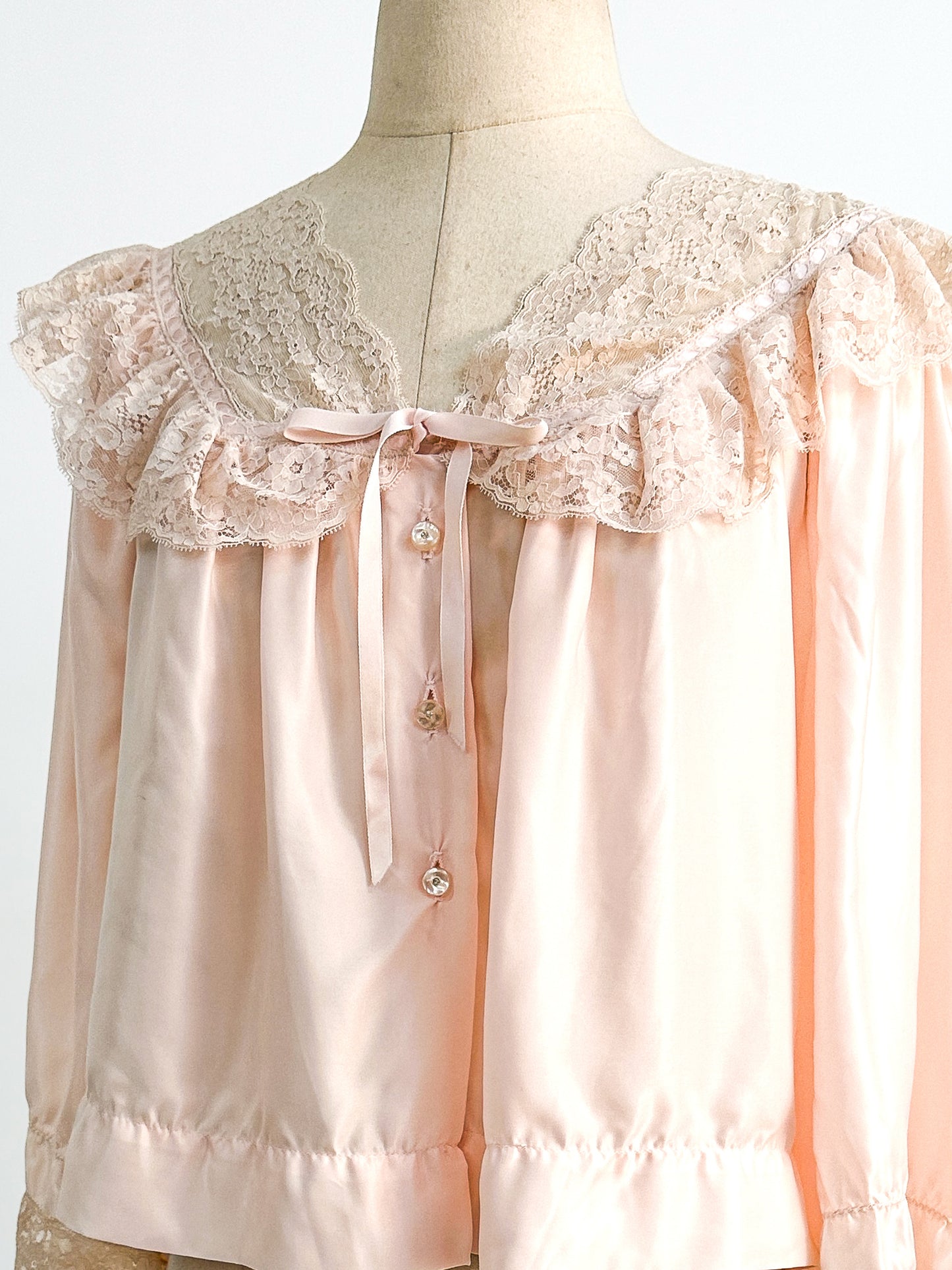 1950s Satin and Lace Bed Jacket / Large