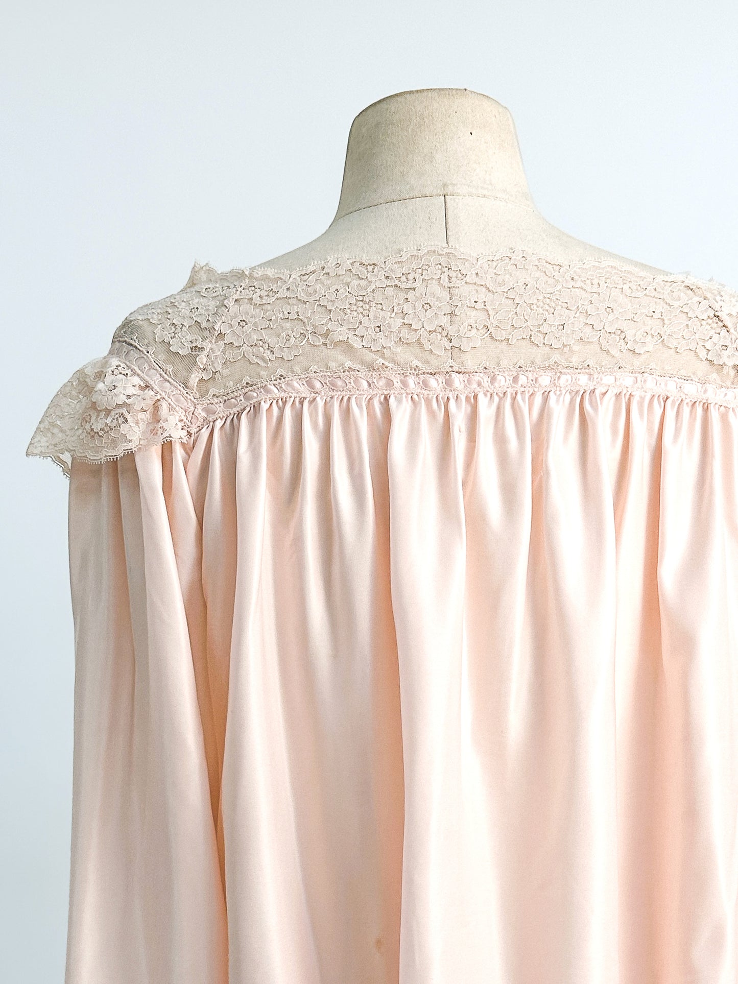 1950s Satin and Lace Bed Jacket / Large