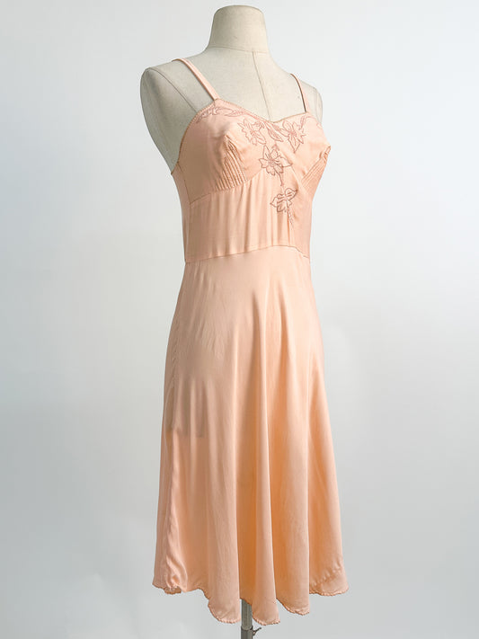 1930-40s Slip with Floral Appliqué / Small