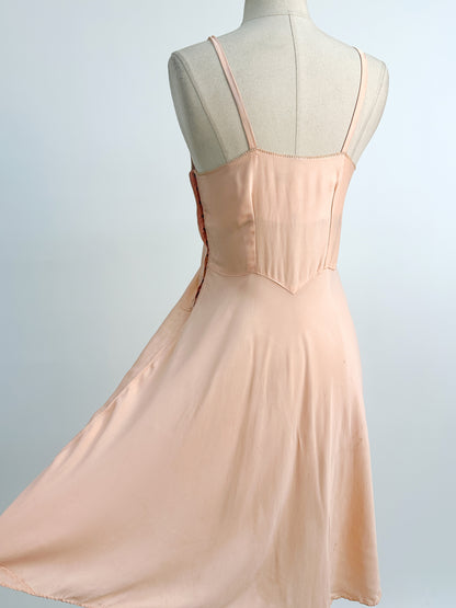 1930-40s Slip with Floral Appliqué / Small