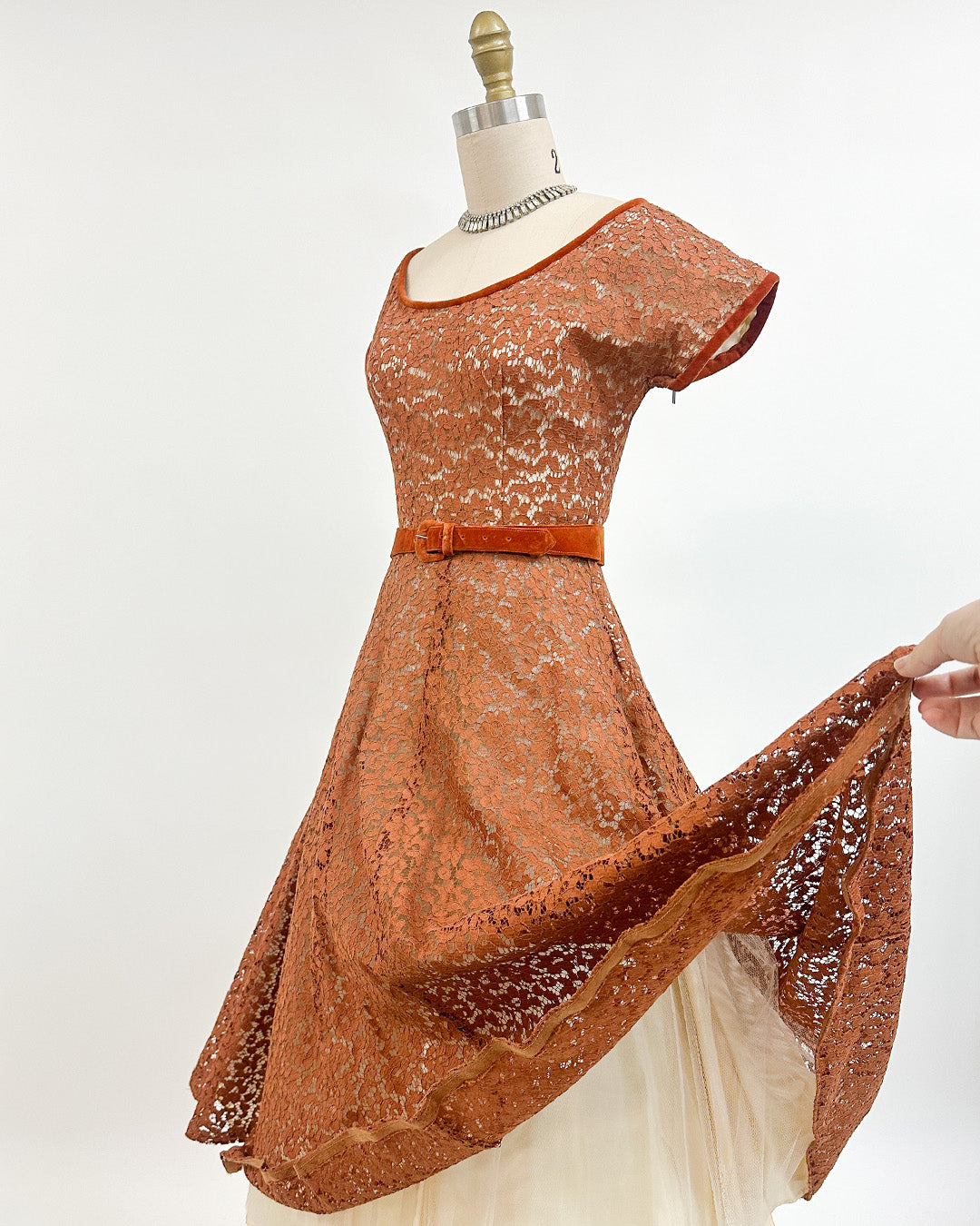 1950s 'The Central Park Glow' Lace Dress