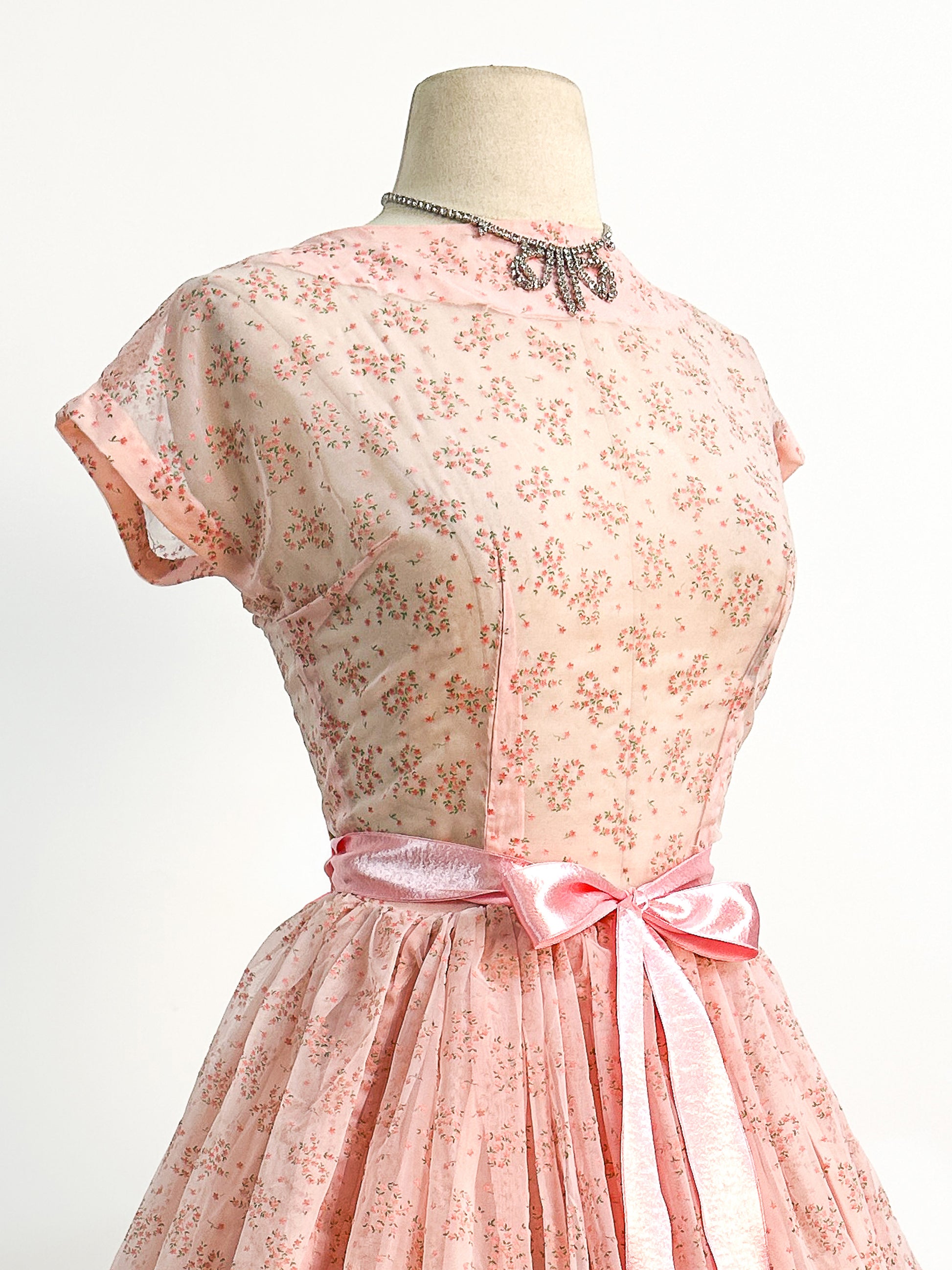 1950s Pretty in Peach Party Dress / X-Small – BrooklynGrrrlVintage
