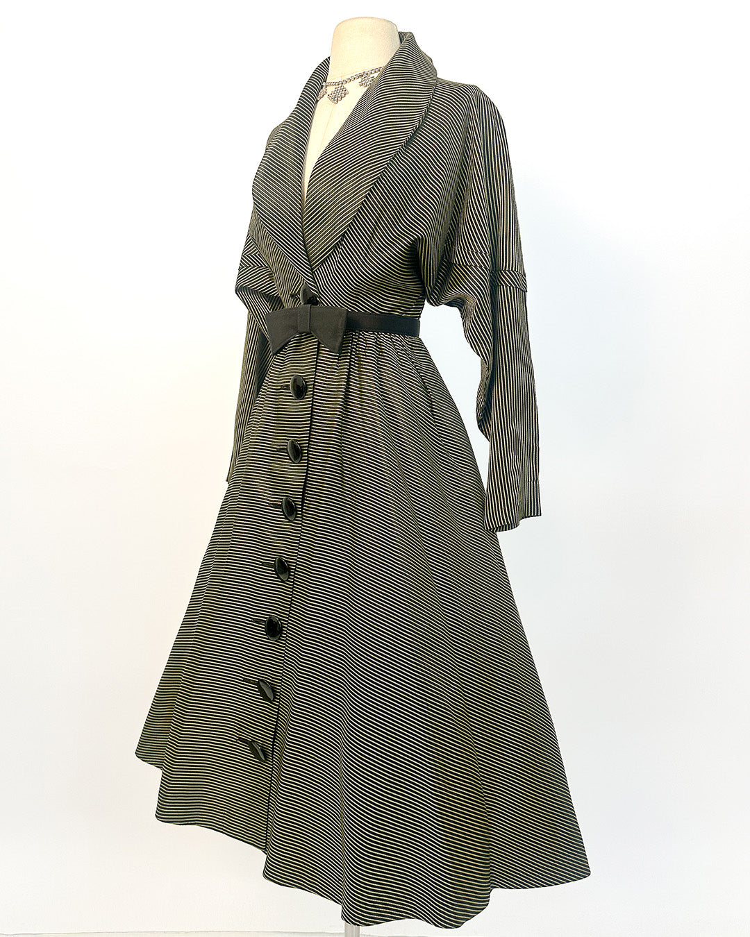 1940-50s 'The Martini Olive' Dress / Small
