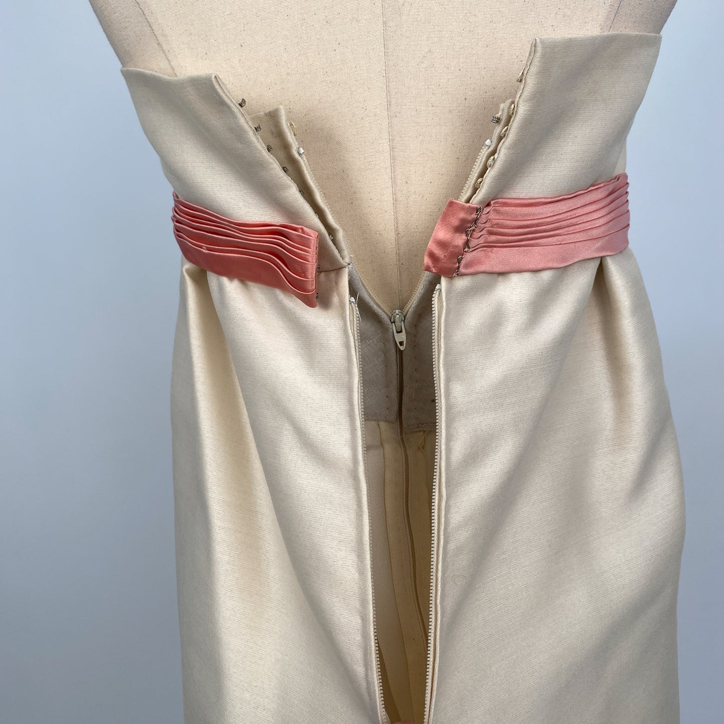 1960s Column Dress with Pink Satin Bow / Bust 32