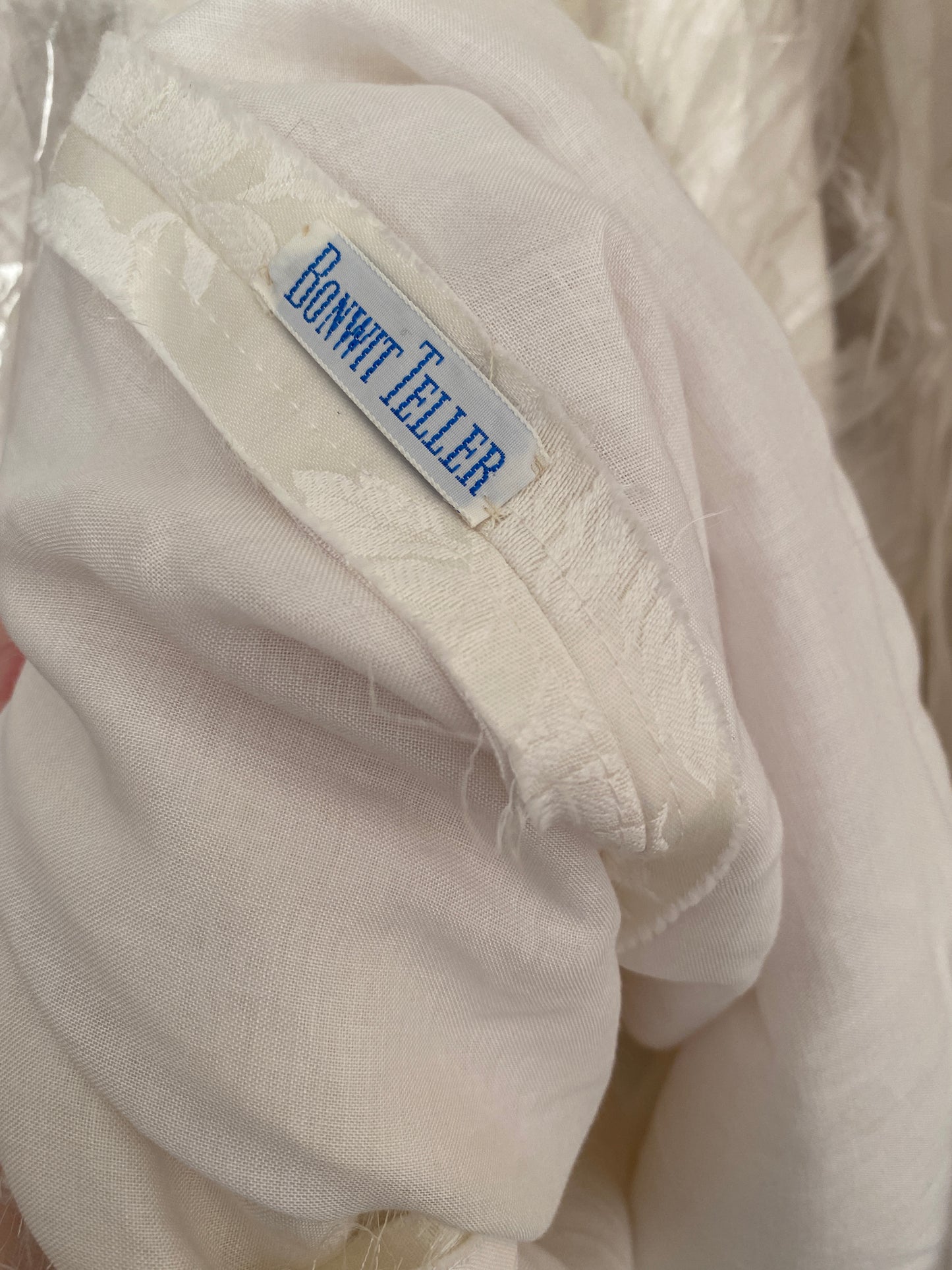 1960s Lovely White Damask Wedding Dress with Roses and Bow / Waist