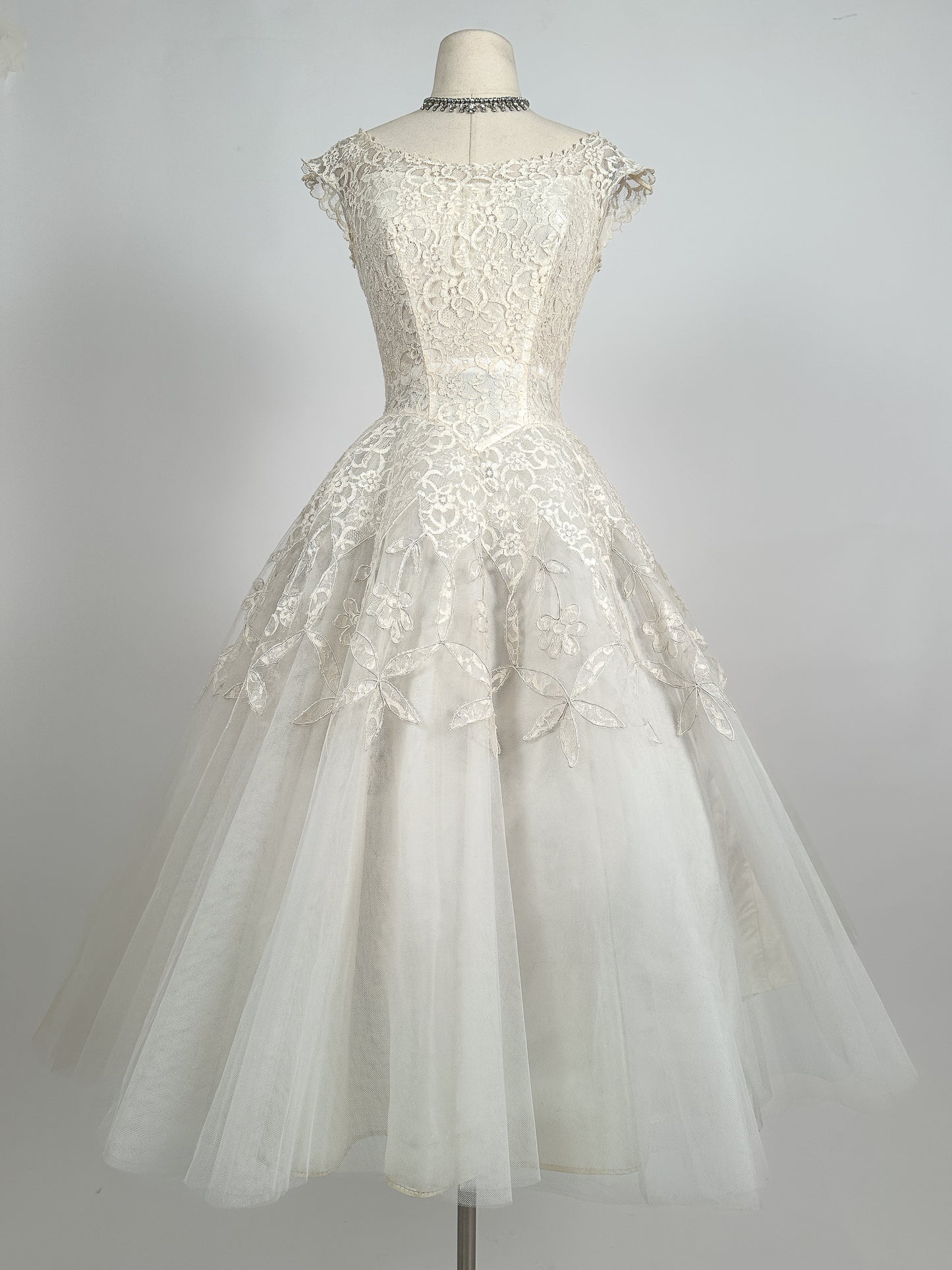 Darling 1950s Lace and Tulle Tea Length Wedding Gown / Waist 24