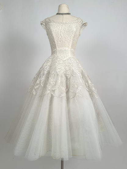 Darling 1950s Lace and Tulle Tea Length Wedding Gown / Waist 24