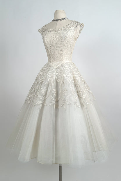 Darling 1950s Lace and Tulle Tea Length Wedding Gown / Waist 24