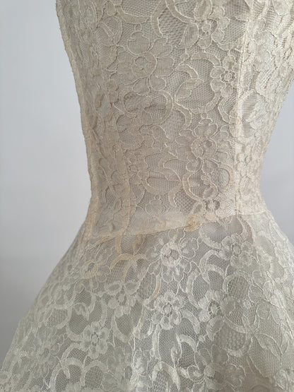Darling 1950s Lace and Tulle Tea Length Wedding Gown / Waist 24