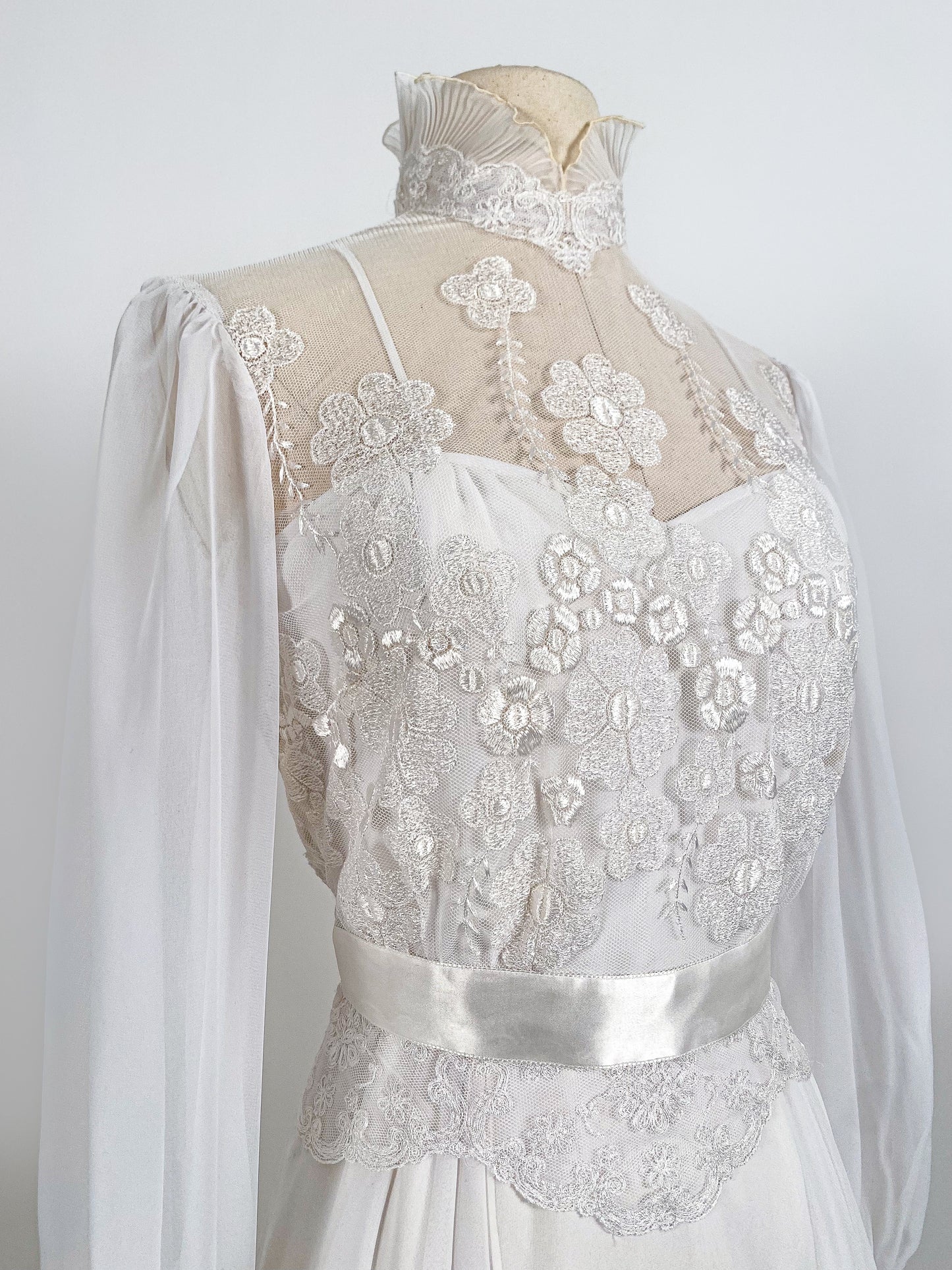 1970s Lace and Chiffon Wedding Dress / Waist 26