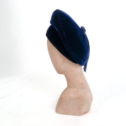 1950s Navy Velvet Structured Beret with Grosgrain Tassel