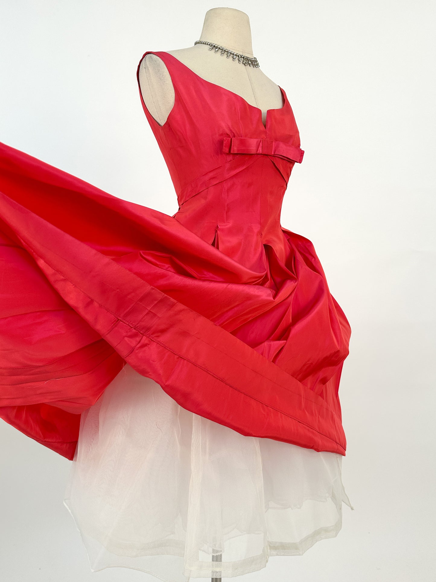 50s Stunning Fuschia Taffeta Gown by Jean Allen / Waist 24