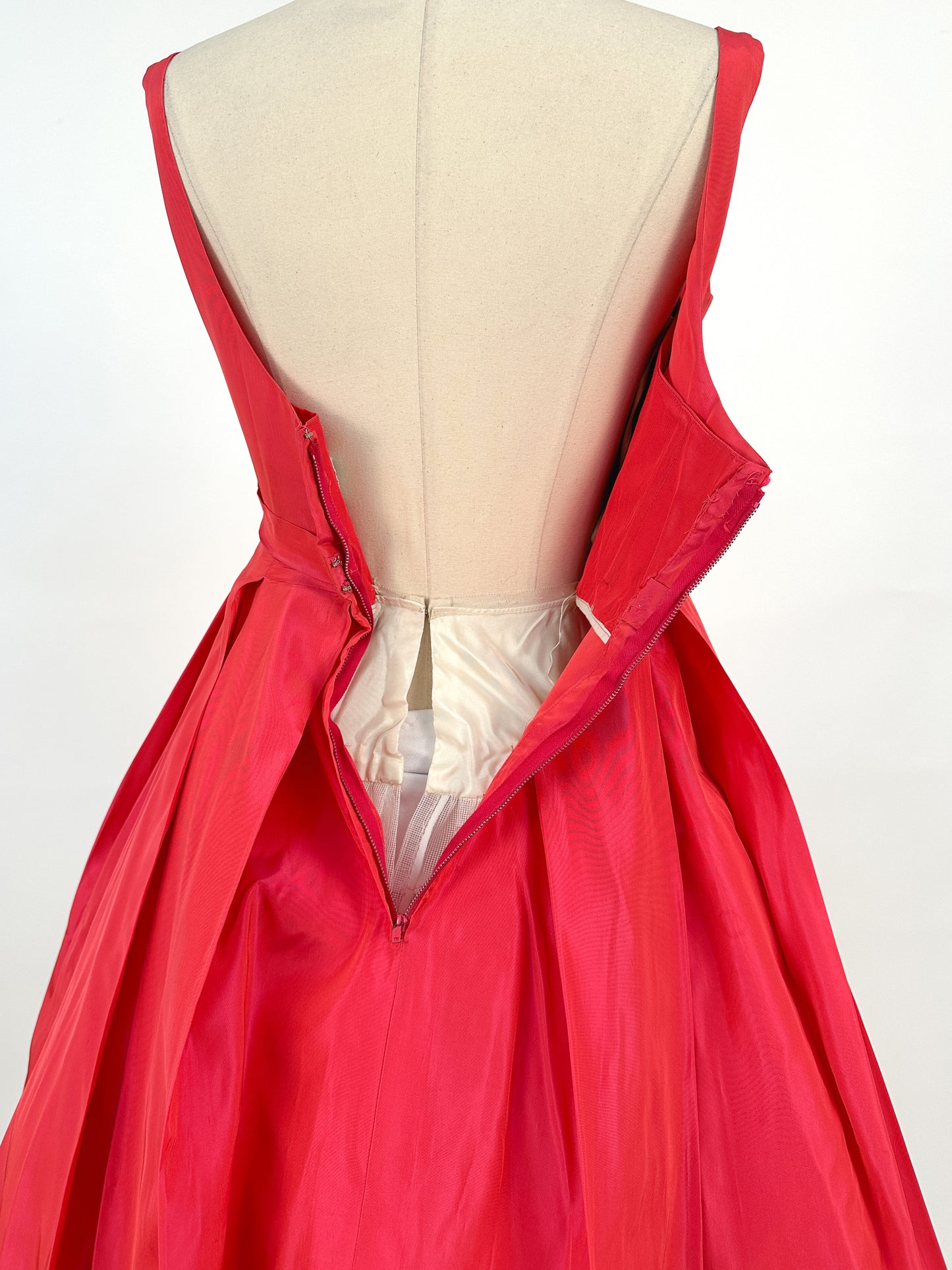 50s Stunning Fuschia Taffeta Gown by Jean Allen / Waist 24