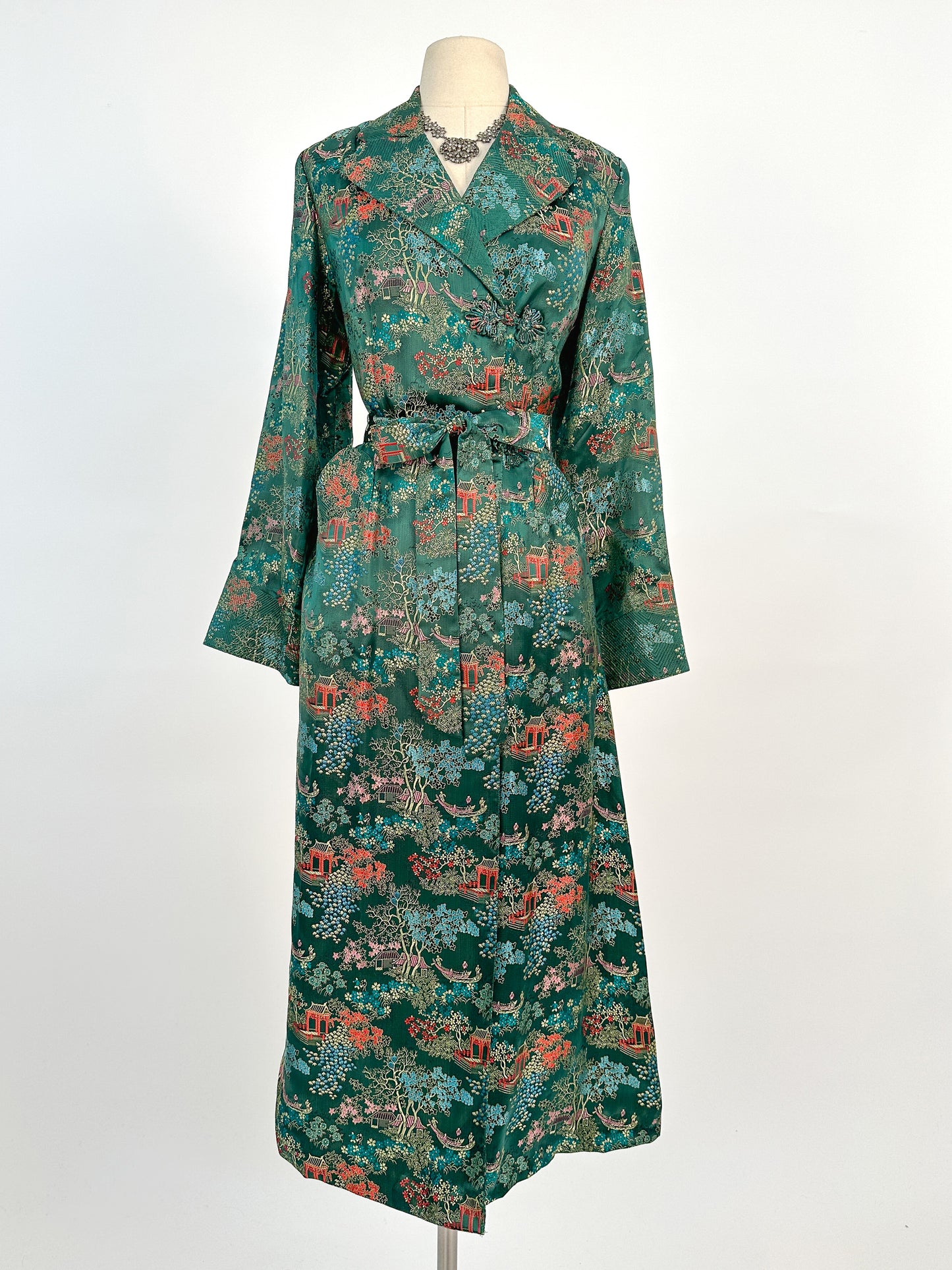 1950s – 60s Deep Green Chinese Silk Brocade Robe / Bust 36