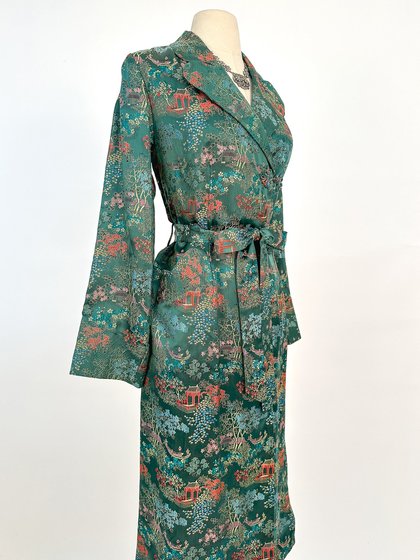 1950s – 60s Deep Green Chinese Silk Brocade Robe / Bust 36
