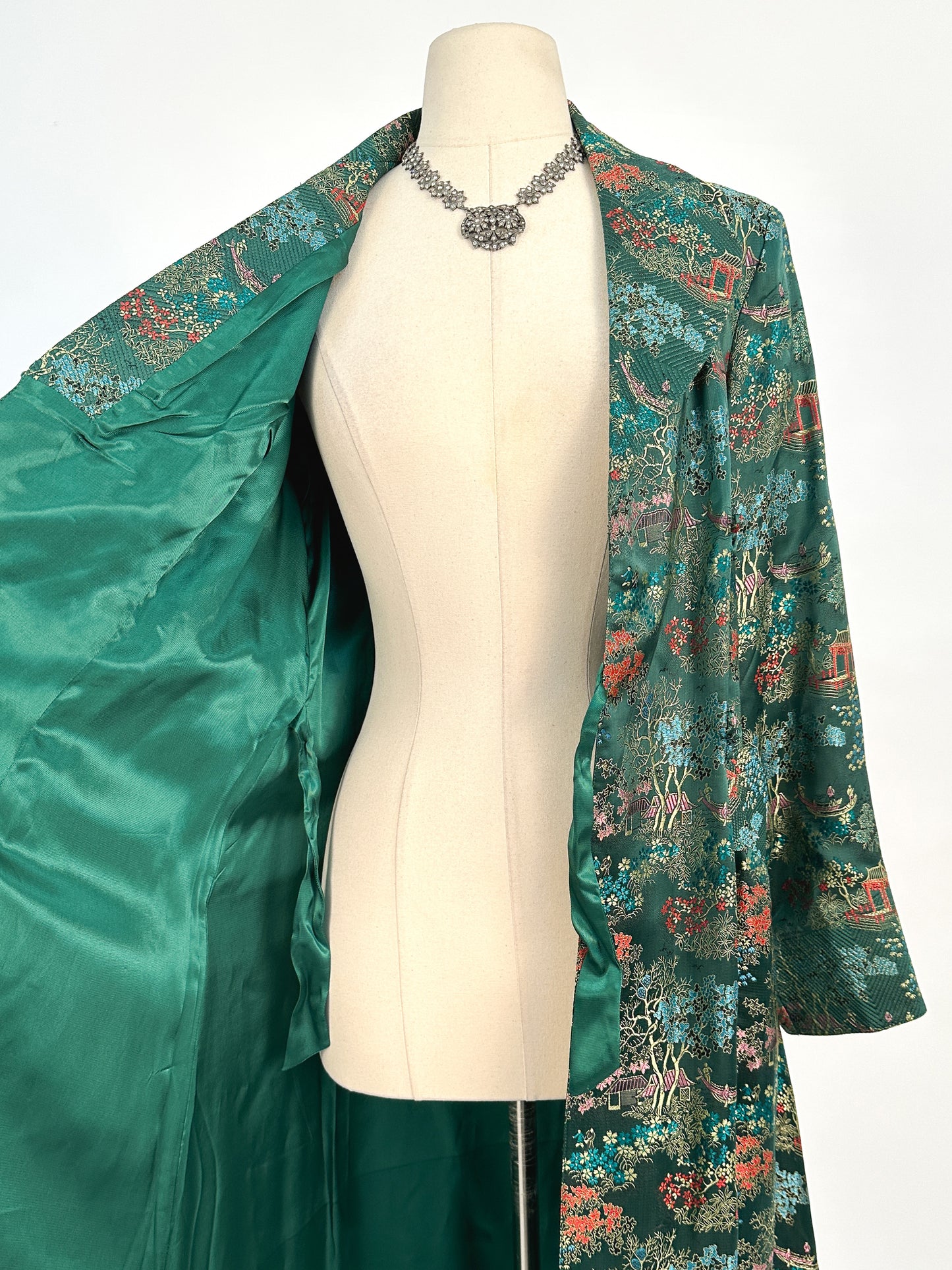 1950s – 60s Deep Green Chinese Silk Brocade Robe / Bust 36