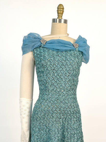 1950s – 60s White Cotton Three-Quarter Beaded Gloves