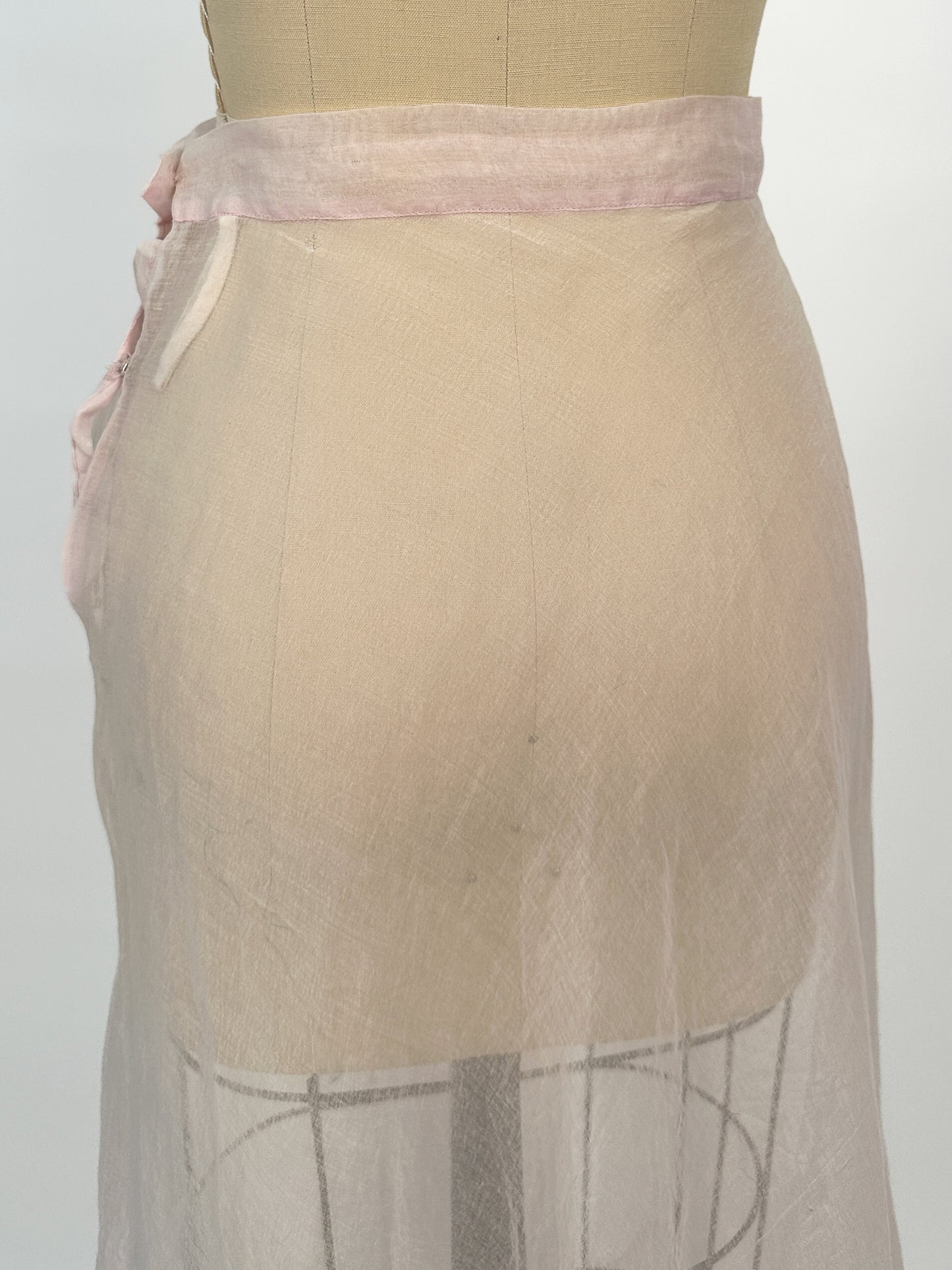 1930s Pale Pink Diaphanous Organza Skirt / Waist 24