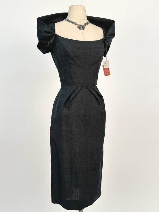 1950s Fabulously Stunning Silk LBD / Waist 28