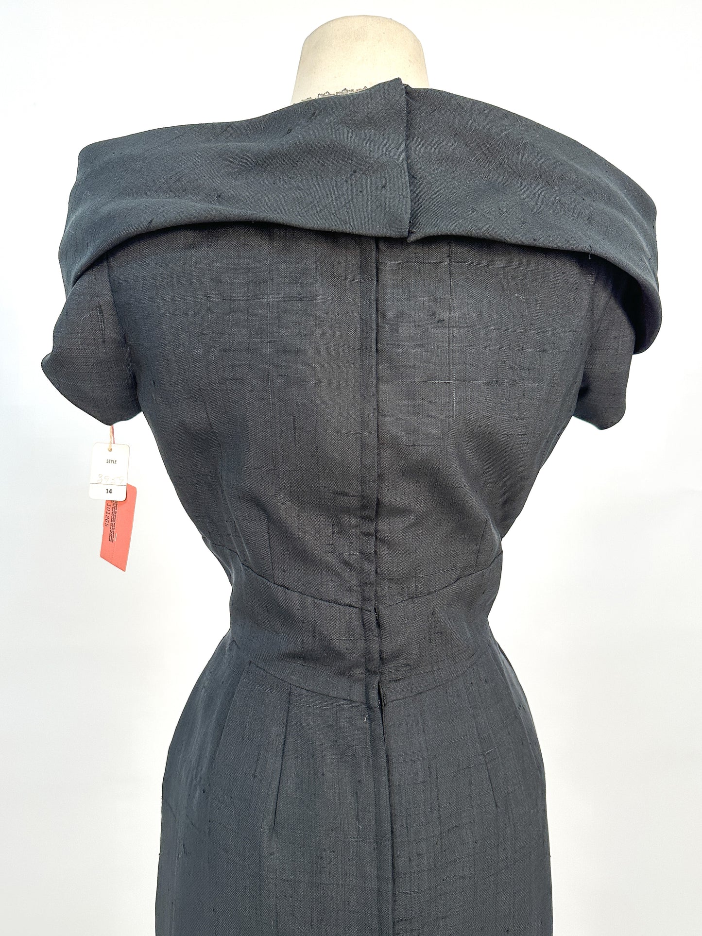 1950s Fabulously Stunning Silk LBD / Waist 28