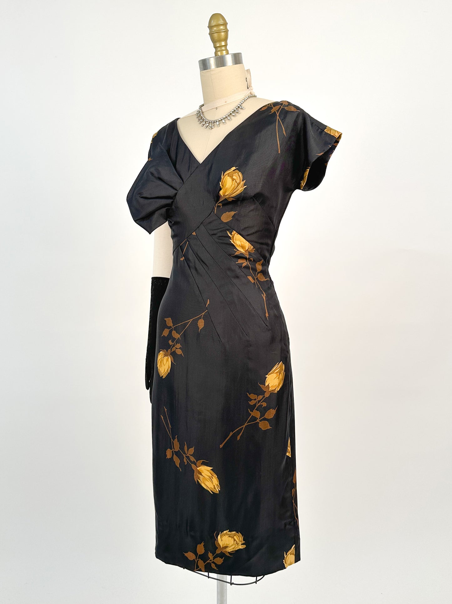 1950s Silk Wiggle Dress with Yellow Roses / Waist 26