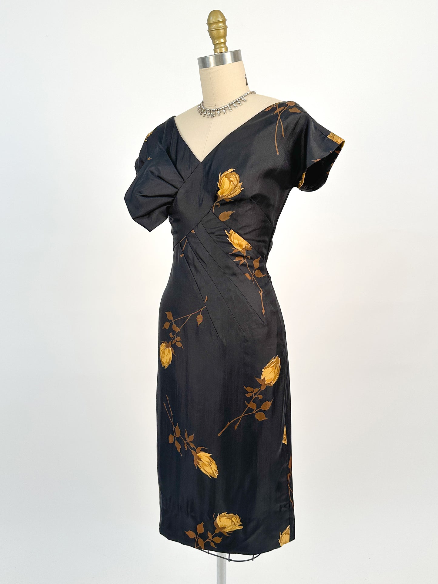 1950s Silk Wiggle Dress with Yellow Roses / Waist 26