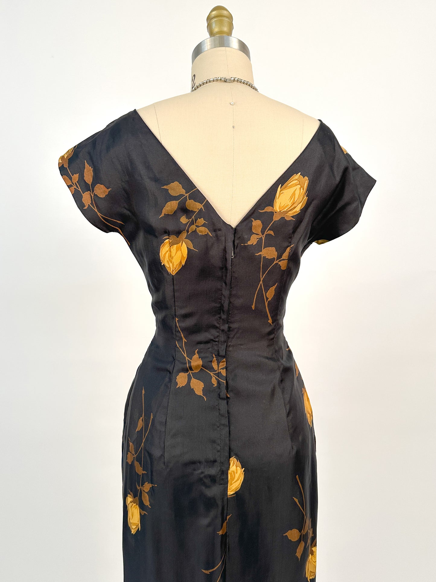 1950s Silk Wiggle Dress with Yellow Roses / Waist 26