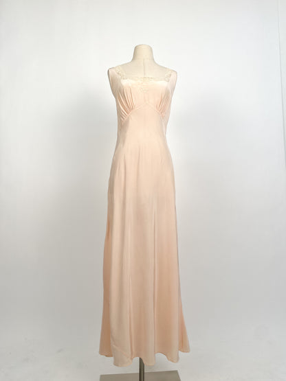 1940s Pale Pink Rayon and Lace Bias Cut Nightgown with Bow Appliqué / Waist 32