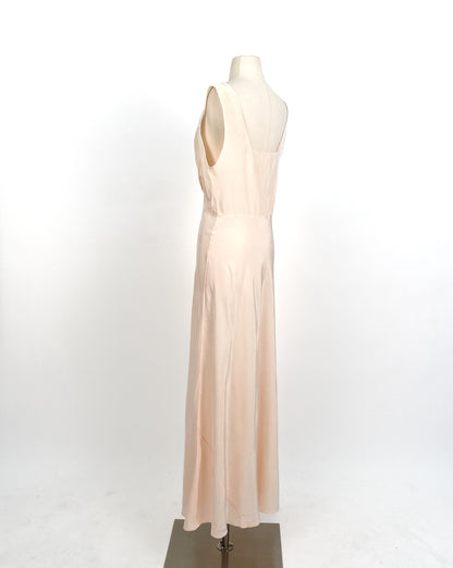 1940s Pale Pink Rayon and Lace Bias Cut Nightgown with Bow Appliqué / Waist 32