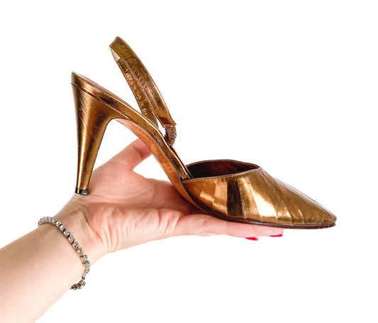 1980s Gold Heels / Size 7.5