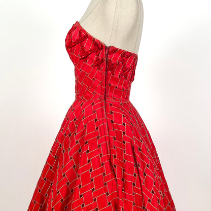 1950s Crimson Red Tulle Party Dress With Woven Skirt / Waist 26