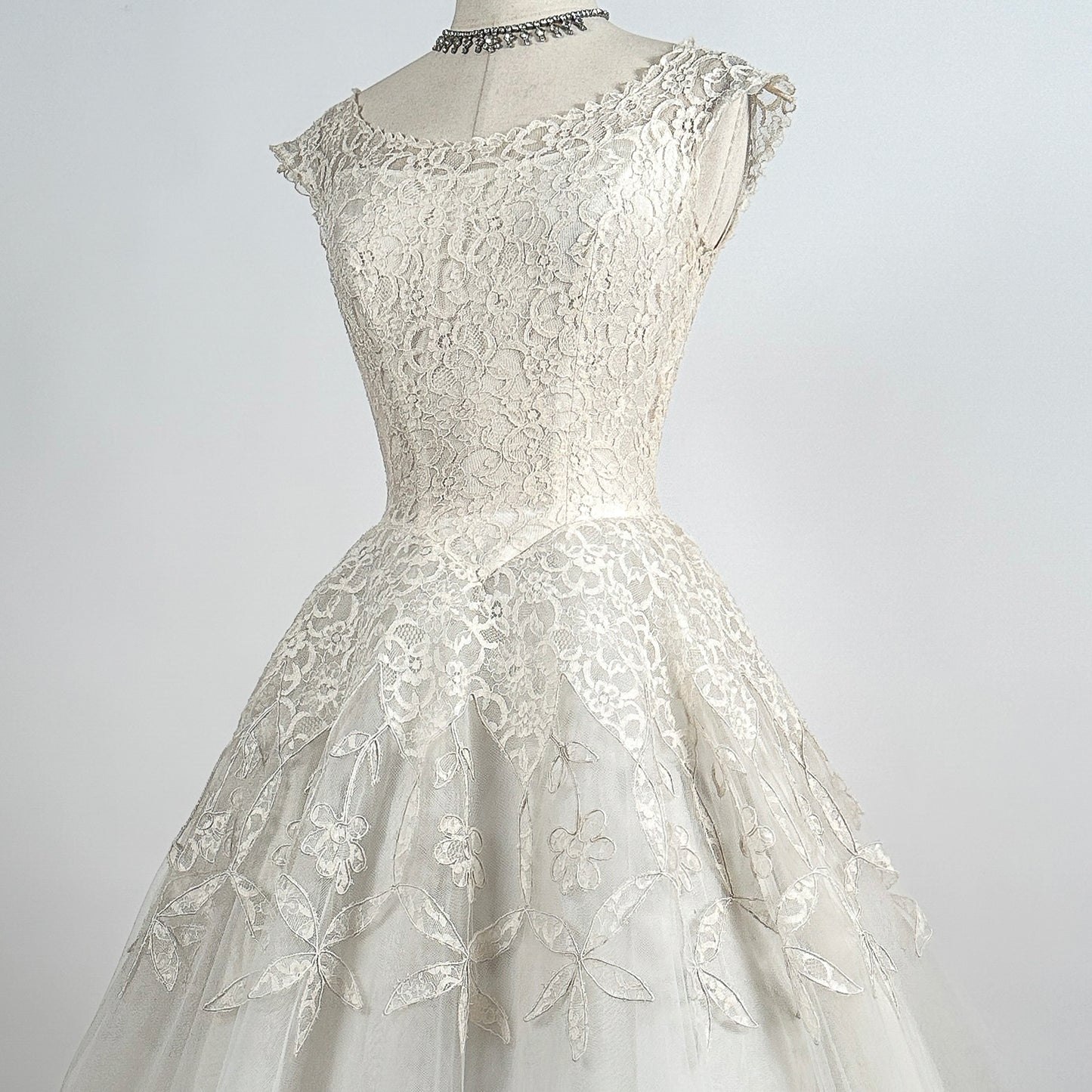 Darling 1950s Lace and Tulle Tea Length Wedding Gown / Waist 24