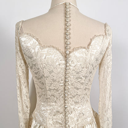 1940 Candlelight Satin Wedding Gown with Lace Bodice & Side Panels / Waist 28