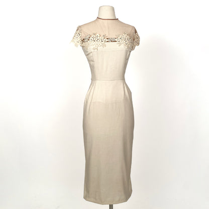 1950s Beige Linen Dress with Illusion Neckline / Waist 32