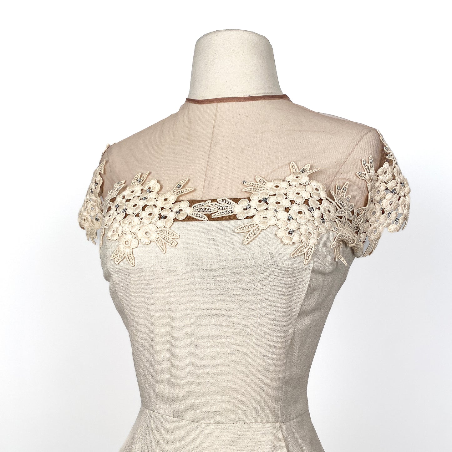 1950s Beige Linen Dress with Illusion Neckline / Waist 32
