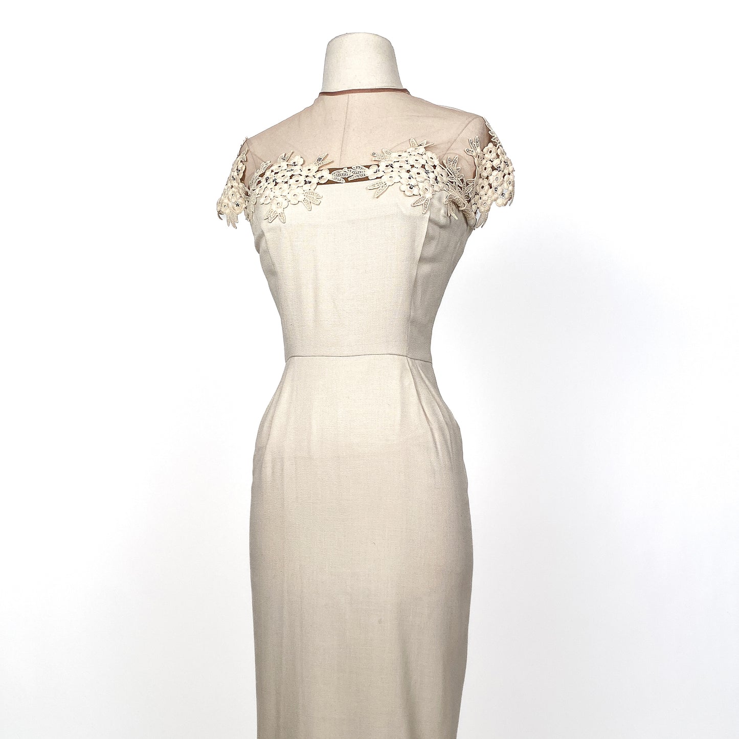 1950s Beige Linen Dress with Illusion Neckline / Waist 32