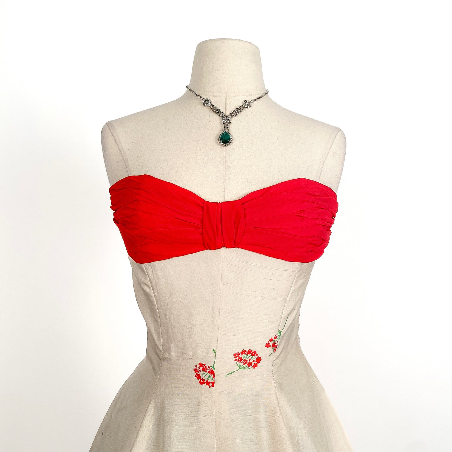 Stunning 1950s Cream Silk Gown with Red Chiffon Bodice by Jo Copeland / Waist 28